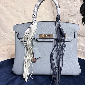 Fringe Handbag Wraps in Navy and White Fringe